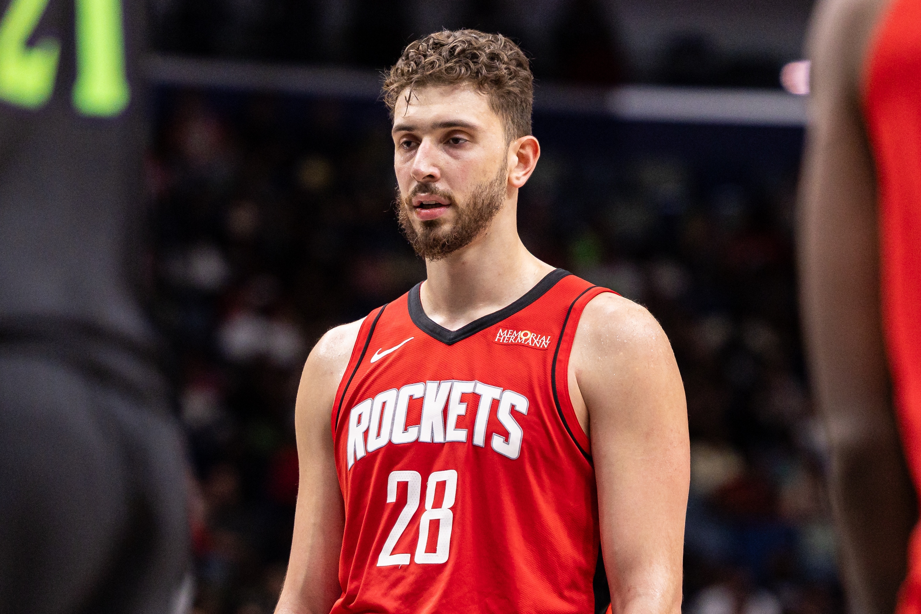 是否达到期待？申京本赛季场均20.4+8.9+6.2+3.2失误 命中率51.9%