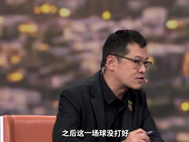 星空体育官方入口-杨毅：里夫斯季后赛下限低&amp;当不了二当家 湖人得给东契奇配黑又硬